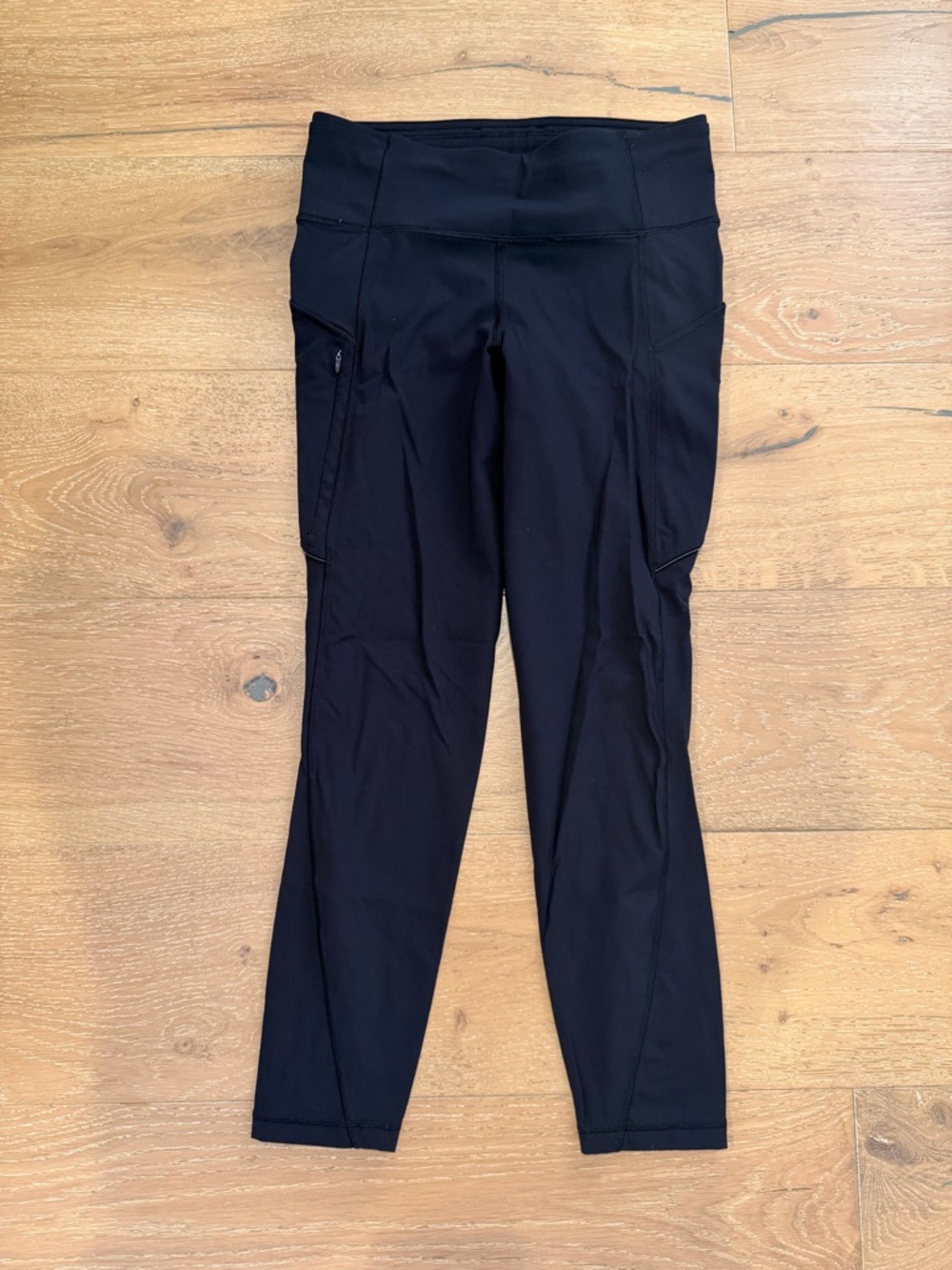 lululemon athletica Black Running Leggings - size 6